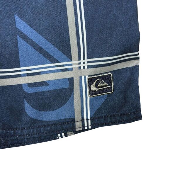 Quiksilver Navy Plaid Swim Trunks W/ Cargo Pocket Elastic Waist Size Medium - Picture 5 of 7